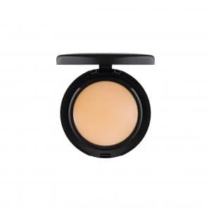MAC Mineralize Foundation SPF15 Nc20
