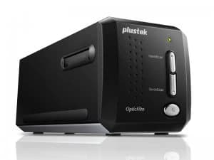 Plustek OpticFilm 8200i AI Film Scanner