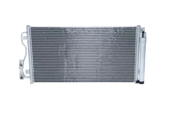 NRF Condenser BMW 35970 4270545,64504270545,64506804722 AC Condenser,Condenser, air conditioning 64506804723,64509218121,64509288940,64509335362