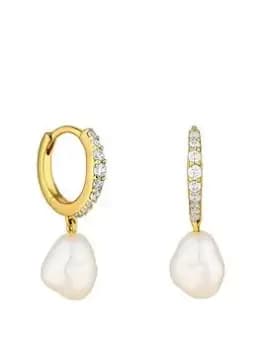 Inicio 14K Gold Plated Hoop And Freshwater Pearl Huggie Earrings
