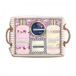 Baylis Harding Fuzzy Duck Cotswold Floral Basket Set