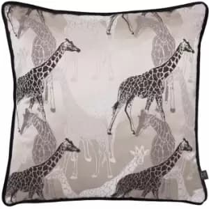Giraffe Cushion Sandstorm