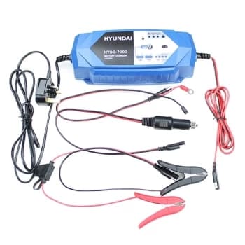 Hyundai SMART 24v and 12v Battery Charger HYSC7000