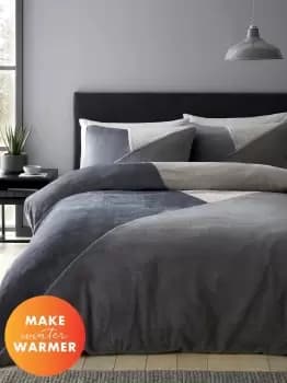 'Cosy Larsson Geo Fleece' Duvet Cover Set