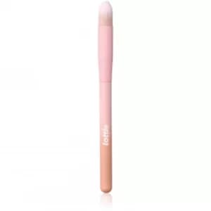 Lottie London LF025 Pointed Concealer Brush