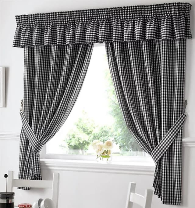ALAN SYMONDS Alan Symonds - Gingham Kitchen Curtains Black 46 x 42' 12399329