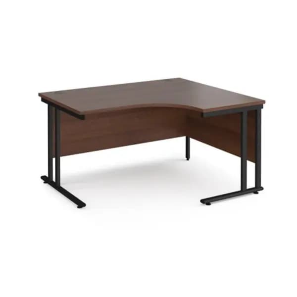 Office Desk Right Hand Corner Desk 1400mm Walnut Top With Black Frame 1200mm Depth Maestro 25 MC14ERKW