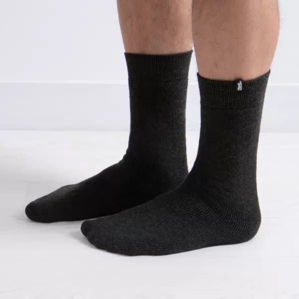 totes Pack of 2 Toasties Original Football Slipper Socks MultiColoured