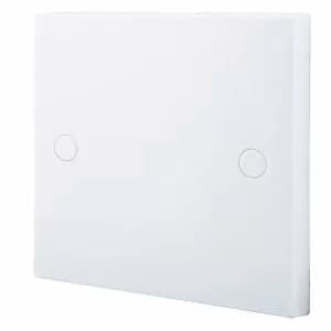 Bg White 1 Gang Raised Square Profile Blanking Plate