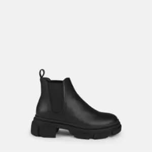 Missguided low pull on Chelsea boot - Black