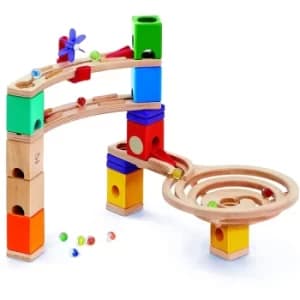 Hape Race to the Finish Playset