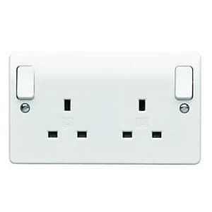MK 13A Twin Switched Skirting Board Plug Socket