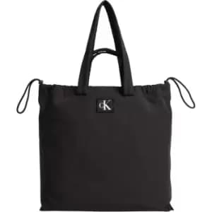 Calvin Klein Jeans City Nylon Sq Rev TOTE38 - Black