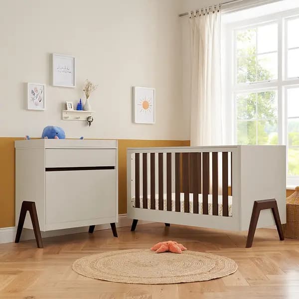 Tutti Bambini Fuori 2pc Room Set - White Sand/Warm Walnut