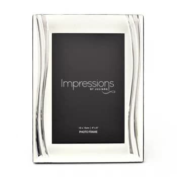 Satin Silver-Plated Photo Frame - Shiny Wavy Design 4" x 6"