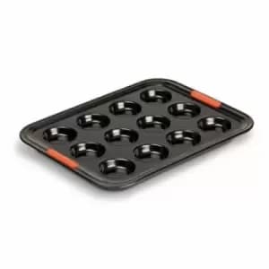 Le Creuset Toughened Non-Stick 12 Cup Bun Tray