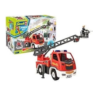 Turntable Ladder Fire Truck with Figure Revell Model Kit
