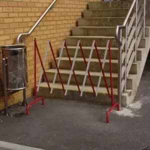 Slingsby Expanding Barrier Red + White