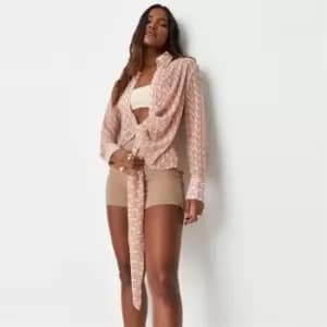 Missguided Sheer Georgette Drape Shirt Mg Print - Pink