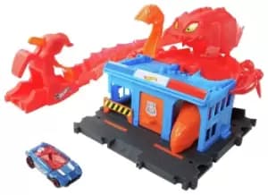 Hot Wheels City Scorpion Flex Attack Playset