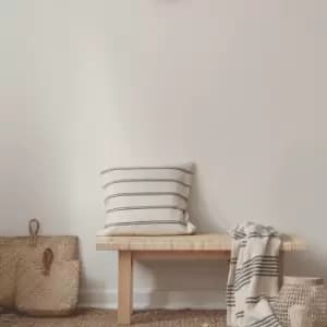 Boutique By Graham&brown - Boutique Royal Textured Plain Champagne Walpaper - Beige