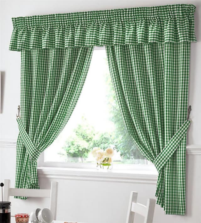 ALAN SYMONDS Alan Symonds - Gingham Kitchen Curtains Green 46 x 42' 12399337