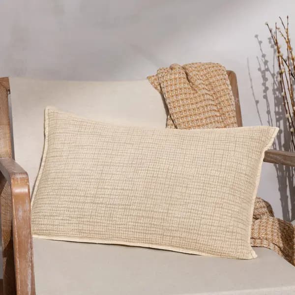 Ribble Cushion Natural, Natural / 40 x 60cm / Polyester Filled