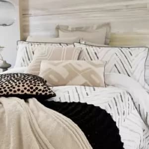 Nalu Nicole Scherzinger Lani Kingsize Duvet Cover Set, Linen & Black