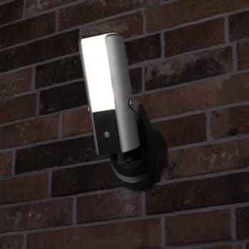 Guardian Security Camera and Light 6.38x7x18.07cm Metallic Silver - Silver - Smartwares