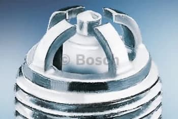 OE Bosch 0242132501 / YR78X SUPER 4 Spark Plug