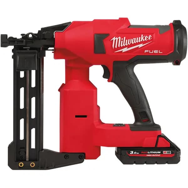 Milwaukee M18 FFUS-302C FUEL Fencing Stapler 2 x 3.0Ah