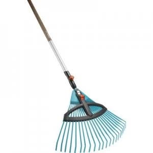 3099-30 Adjustable lawn rake 52cm 130cm Gardena Combisystem
