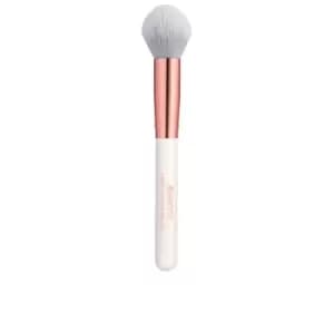 Essence Highlighter Brush