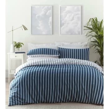 Portfolio Home Harvard Stripe Blue King Size Duvet Set ReversibleBedding Bed Set - Navy