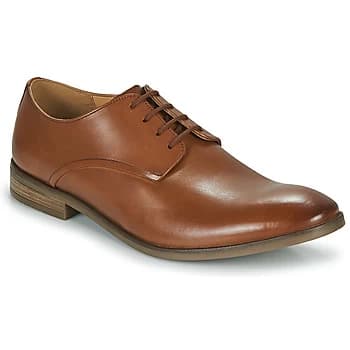 Clarks STANFORD WALK mens Casual Shoes in Brown