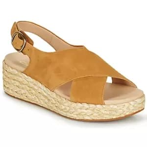 Clarks KIMMEI CROSS womens Sandals in Brown,4.5,3,4