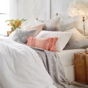 Peri Home Dot Fringe Kingsize Duvet Cover, White