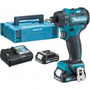 Makita DF032 10.8v Cordless CXT Brushless Drill Driver 2 x 2ah Li ion Charger Case