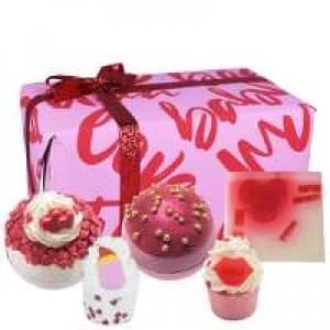 Bomb Cosmetics Gift Packs Date Night