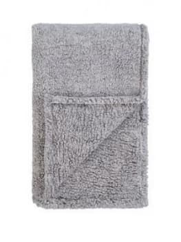 Cascade Home Fluffy Throw