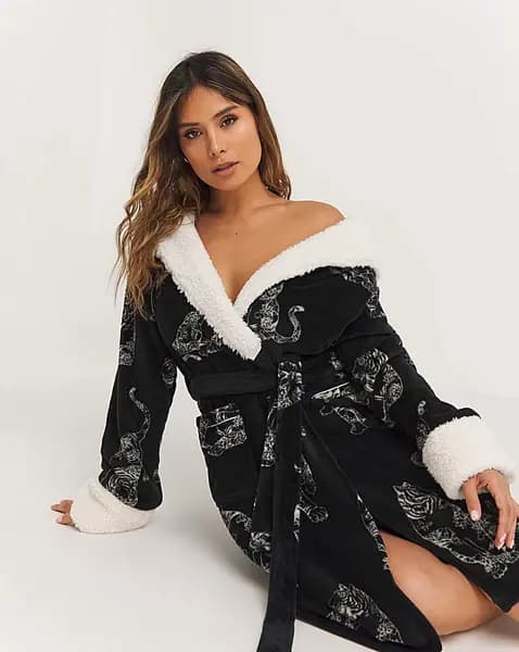 Chelsea Peers Chelsea Peers Fleece Tiger Print Robe Black Female 16 LO26004