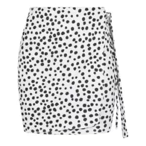 I Saw It First Wrap Skirt - White