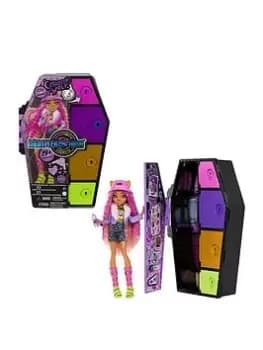 Monster High Skulltimate Secrets Clawdeen Wolf Fashion Doll