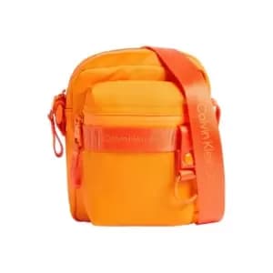 Calvin Klein Jeans Ultralight REPORTER18 Nylon - Orange