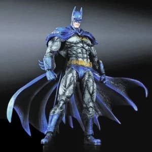 Square Enix DC Batman Arkham City Play Arts Kai Batman 1970s Batsuit Skin Action Figure
