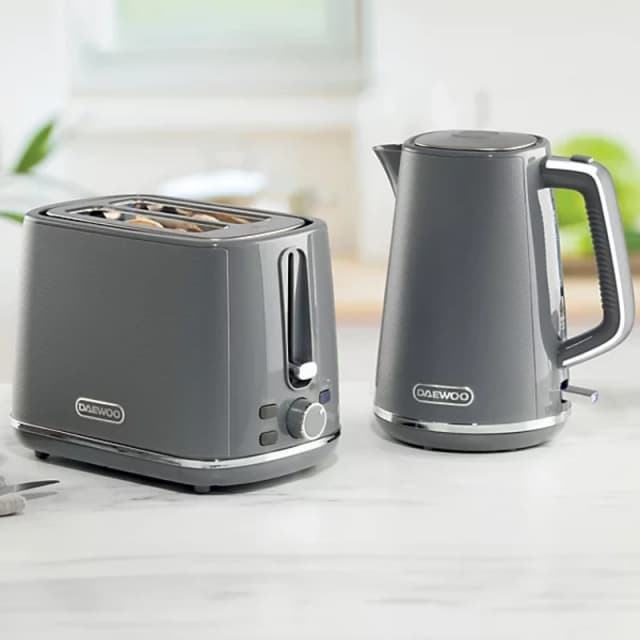 Daewoo SDA2683GE Stirling 1.7L Jug Kettle & 2 Slice Toaster Set