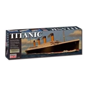 Deluxe Titanic with Photo Etched Parts 1350 Model Kit