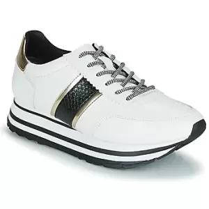 Tamaris MARLA womens Shoes Trainers in White,6.5