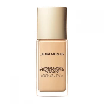 Laura Mercier Lumiere Foundation - Cashew