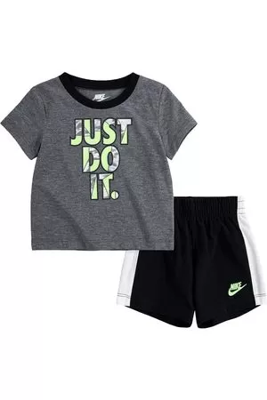 Boys, Nike Younger Boy Tide Pool Short Sleeved T-Shirt & Short Set - Black, Size 6-7 Years